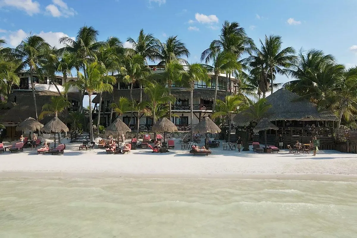 Beachfront Hotel La Palapa - Adults Only Isla Holbox