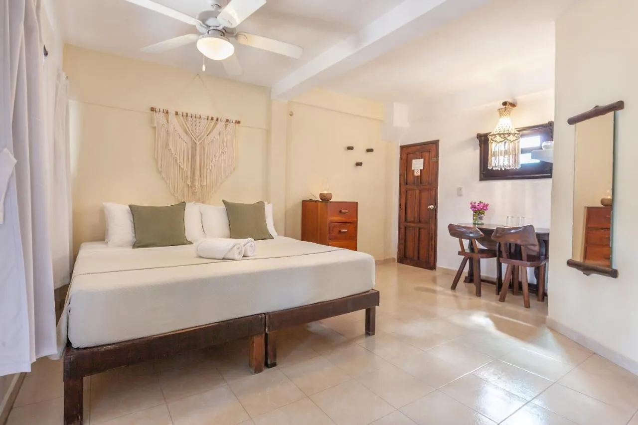 Beachfront Hotel La Palapa - Adults Only Isla Holbox
